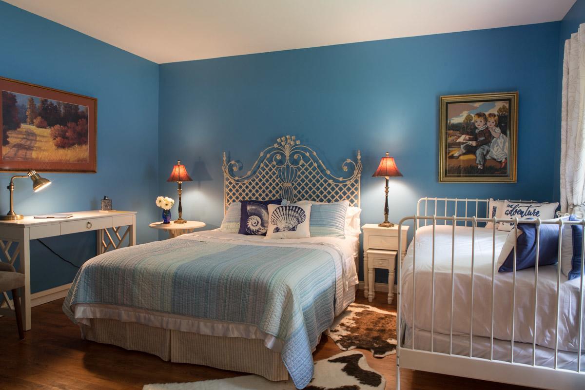 Sleepy Creek Country Manor Bed & Breakfast Bragg Creek ภายนอก รูปภาพ
